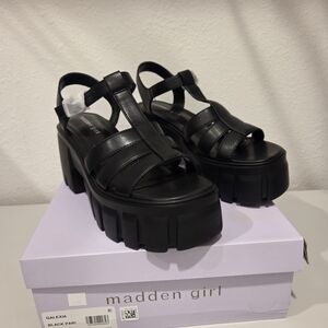 Madden Girl Black Chunky Platform Sandals Galexia Size 8